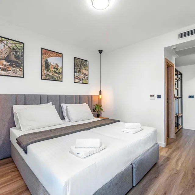 غرفة ديلوكس بسرير مزدوج بشرفة، Hotel Miran Pirovac 4/10