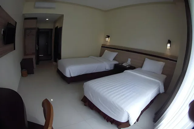 غرفة سوبيريور بسريرين منفصلين للمدخنين، HOTEL PURI INDAH & CONVENTION 3/4