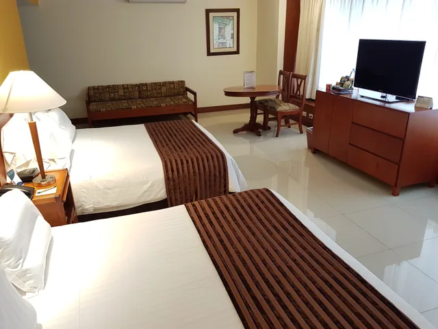 غرفة تنفيذية بسريرين منفصلين، Torre de Cali Plaza Hotel 4/9