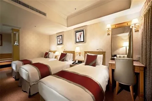 غرفة ثلاثية، Cosmos Hotel Taipei 1/1