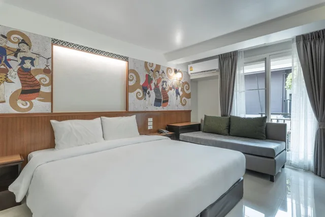 Superior, King Bed, COZYTEL CHIANGMAI 1/8