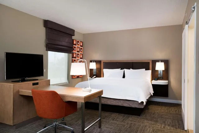 استوديو بسرير كينج مع أريكة لذوي الإعاقة، Hampton Inn & Suites West Melbourne-Palm Bay Road 3/8