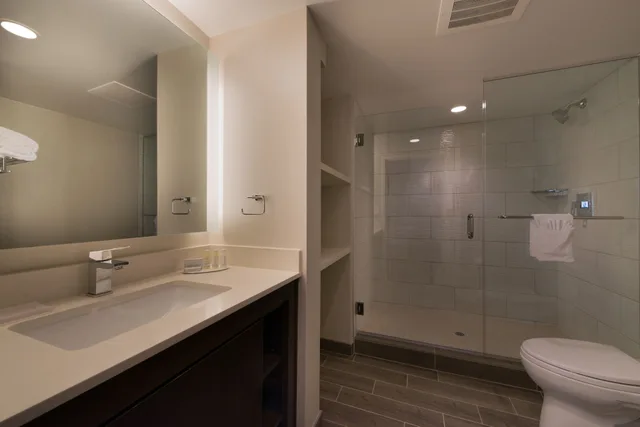 جناح بسرير كينج بغرفة نوم واحدة مع أريكة، Residence Inn Palo Alto Menlo Park 3/7