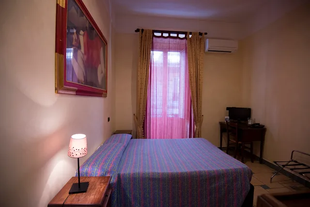 غرفة بسرير مزدوج بشرفة، Schilizzi Hotel 1/2