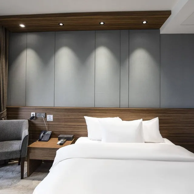 غرفة قياسية بسرير مزدوج بشرفة، Western Grace Hotel 10/10