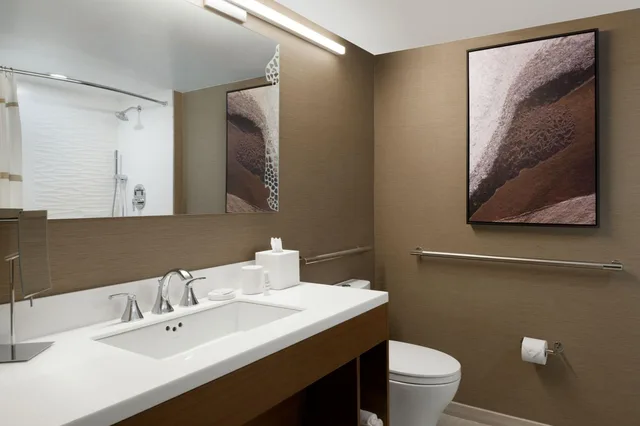 غرفة بسرير مزدوج لذوي الإعاقة، SACRAMENTO MARRIOTT RANCHO CORDOVA 2/3