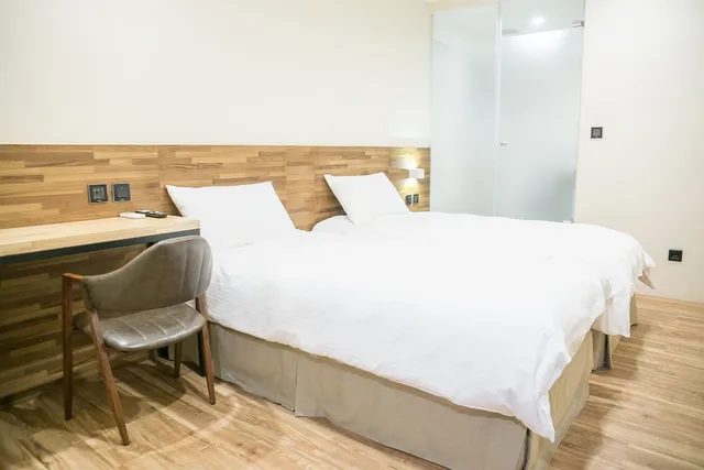 غرفة قياسية بسريرين منفصلين، WE COME HOSTEL 1/2