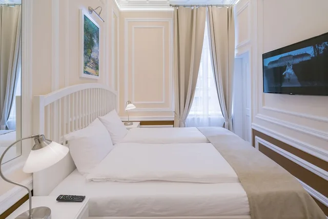 Suite, Dining Area, Sofa، Revelton Suites 2/3