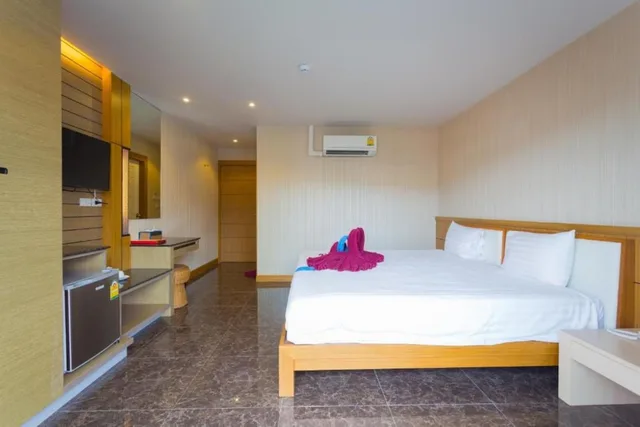 غرفة سوبيريور بسرير كينج بشرفة، Anda Beachside Hotel 2/10