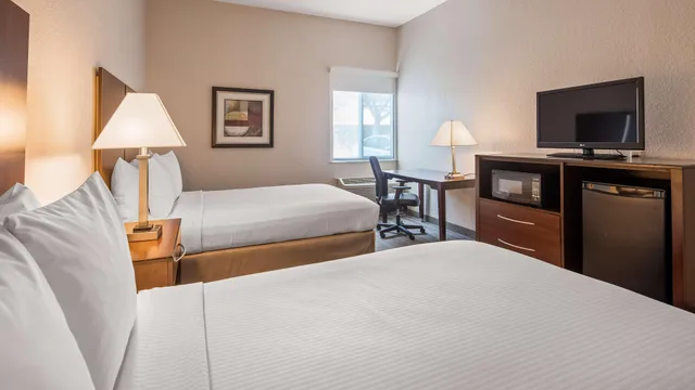 غرفة، Best Western Tampa 4/10