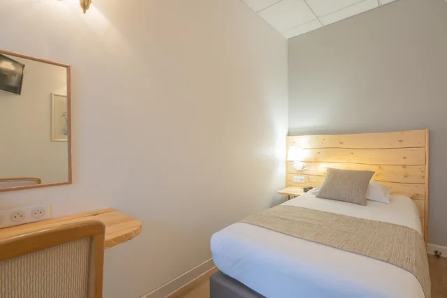 غرفة اقتصادية مفردة، Hotel Busby 4/10