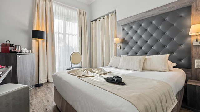 غرفة قياسية بسرير مزدوج بإطلالة على الحديقة، Villa Victoria Hotel 4/10
