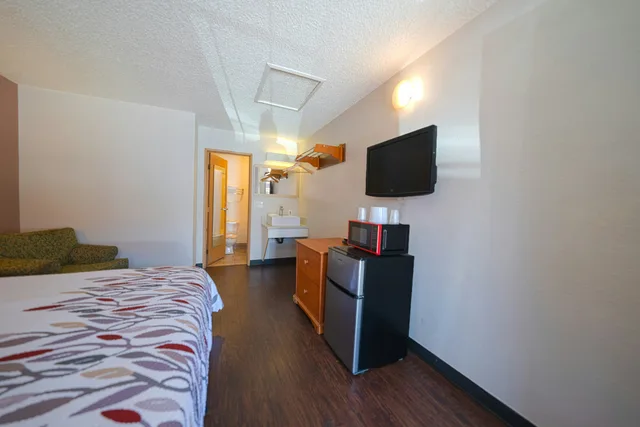 غرفة بسرير كينج، Budget Inn Gladstone By OYO - Portland/Clackamas 6/9