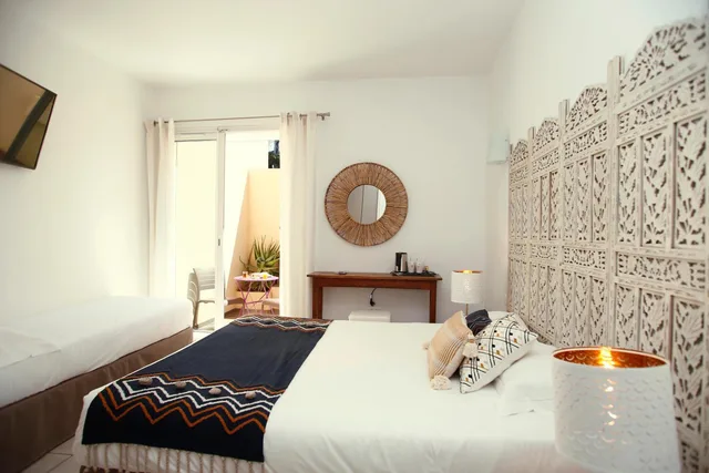 Classic, Double Bed, Le Saint Erasme 3/6