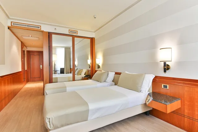 غرفة بسرير فردي، Hotel Leon d Oro 4/4
