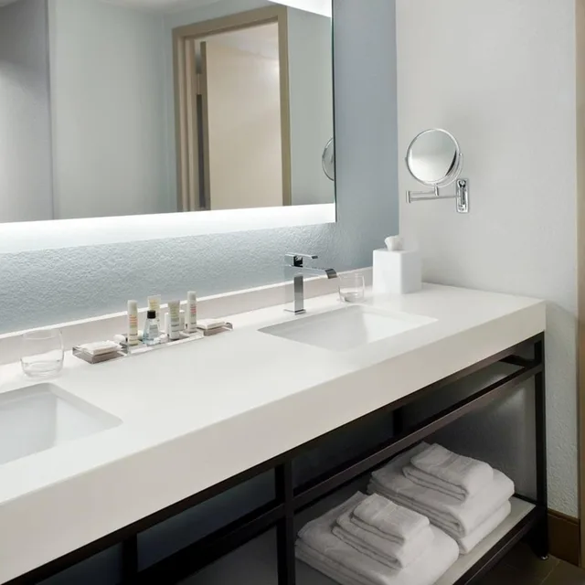 جناح سوبيريور، Atlanta Evergreen Lakeside Resort 3/5