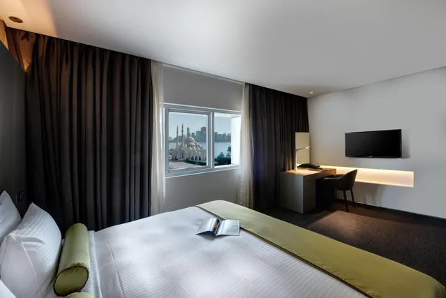 2 Bedrooms, Family Suite, The 72 Hotel 1/10