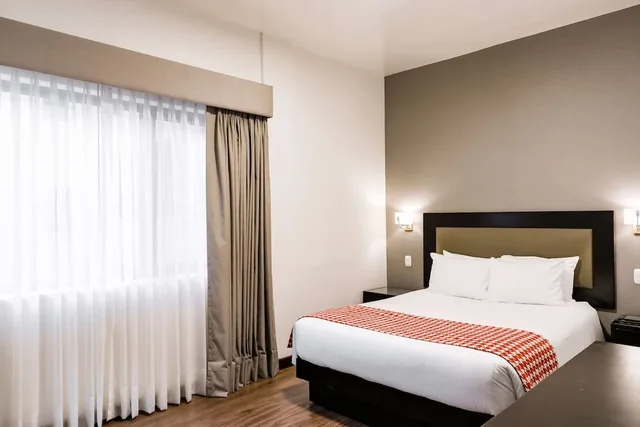 غرفة بسرير كينج، Wyndham Costa del Sol Piura 1/2