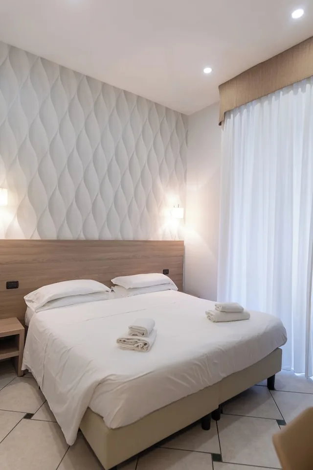 غرفة عائلية بسرير كوين وسريرين فرديين، Garibaldi Suite 7/10