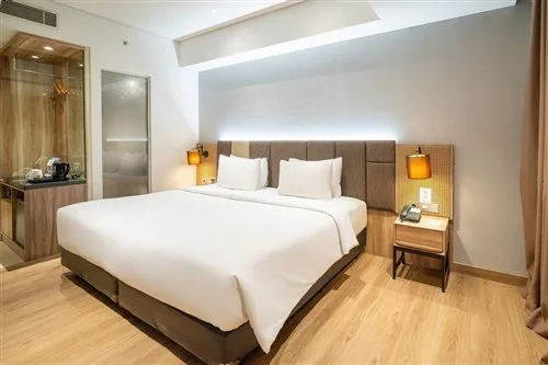 غرفة سوبيريور بسرير مزدوج، Swiss-Belhotel Karawang 1/1