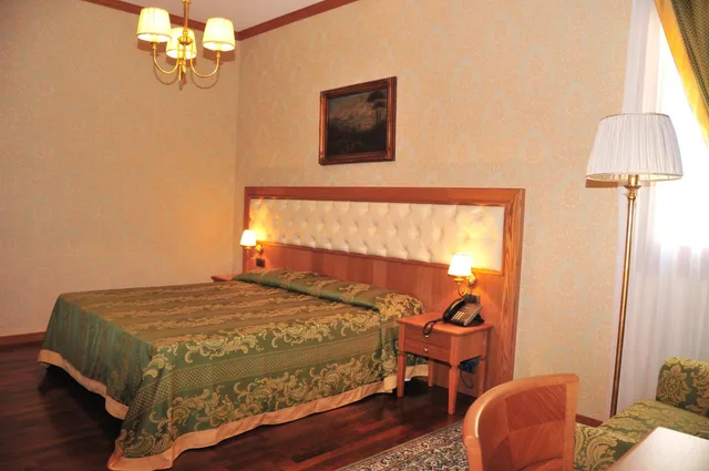 غرفة قياسية رباعية، BORGO DON CHISCIOTTE 1/1