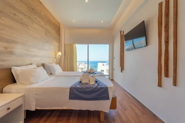 غرفة بإطلالة جزئية على البحر، Arte Hotel 4/8