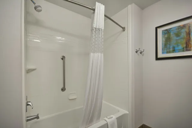 غرفة بسريرين كوين لذوي الإعاقة، Hampton Inn Kenedy 8/8