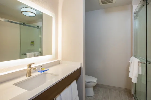 غرفة بسريرين كوين، Holiday Inn Express Suites Atlanta Southwest Fairburn 2/3