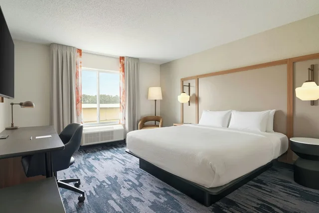 جناح بسرير كينج مع أريكة، Fairfield Inn & Suites South Hill I-85 3/7