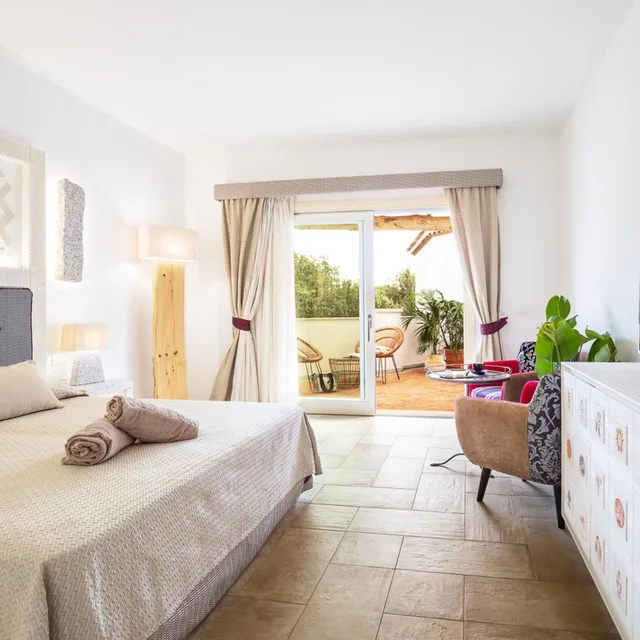 غرفة بسرير كينج بجاكوزي، Corte Bianca - Adults Only & Spa- Bovis Hotels 1/5