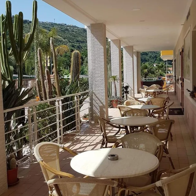 غرفة ثلاثية، Hotel La Praia 10/10