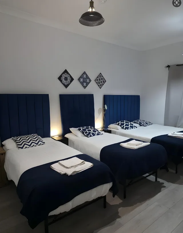 Room, Quadruple, Single Bed, Golders Park Hotel 1/1