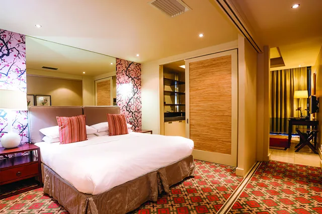 1 Bedroom, Executive, Suite, Royal Palm Hotel Umhlanga 1/1