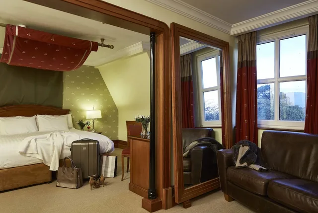 جناح بسرير كينج، Killarney Plaza Hotel And Spa 1/1