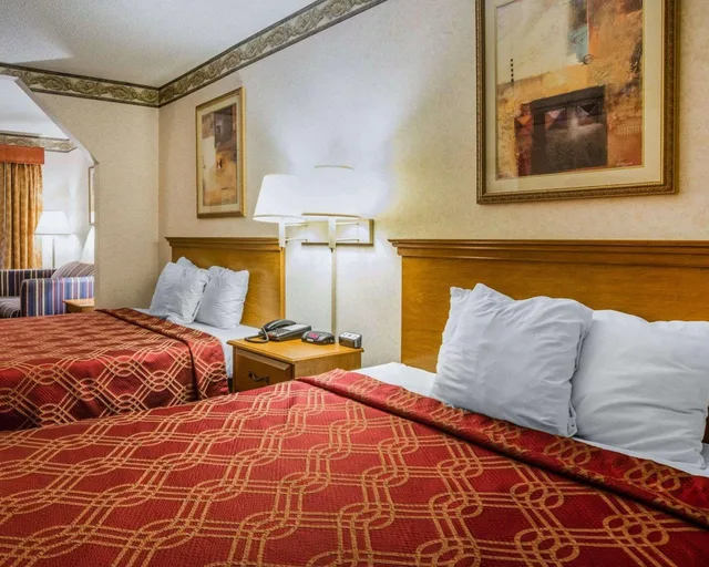 جناح بسريرين كوين، Econo Lodge Villa Rica, GA 3/4