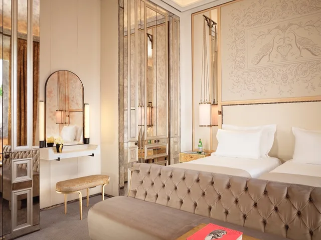 Classic, Double Bed, Eden Rome 1/2