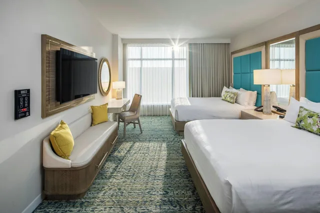 غرفة رباعية لذوي الإعاقة، Gaylord Palms Resort & Convention Center 1/3
