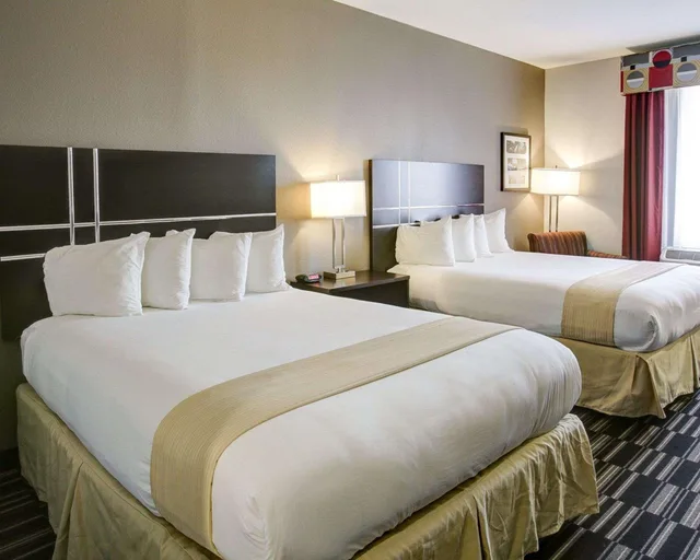 غرفة بسريرين كوين، Quality Inn & Suites Bryan-College Station 2/3