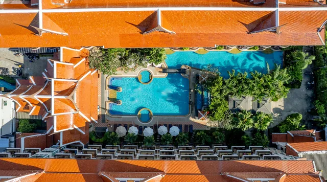 Deluxe, Pool Access، Nipa Resort 4/4