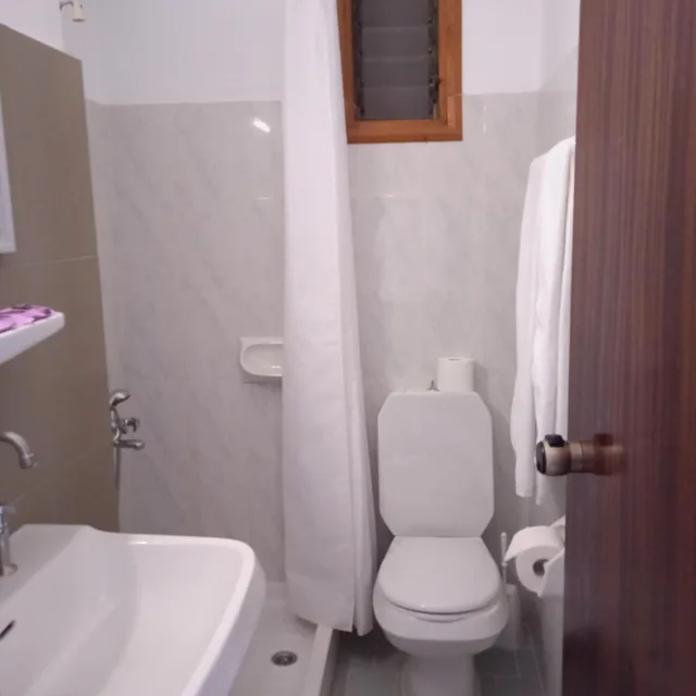 غرفة رباعية بإطلالة على البحر، Pal Beach Hotel 6/8