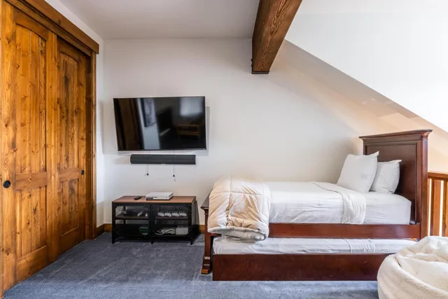 3 Bedrooms, Town House، Juniper Springs Resort 3/3