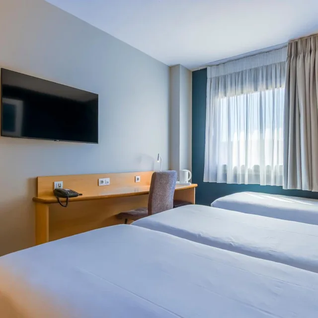 غرفة ثلاثية، Travelodge Madrid Alcala De Henares 3/10