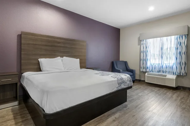 غرفة قياسية بسرير كينج لذوي الإعاقة، Surestay Plus Hotel By Best Western Ada 2/10