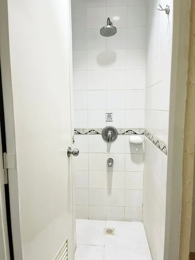 Deluxe, Family, Queen and Twin Beds, Urban Travellers Hotel Ex Shogun Suite Hotel 8/10