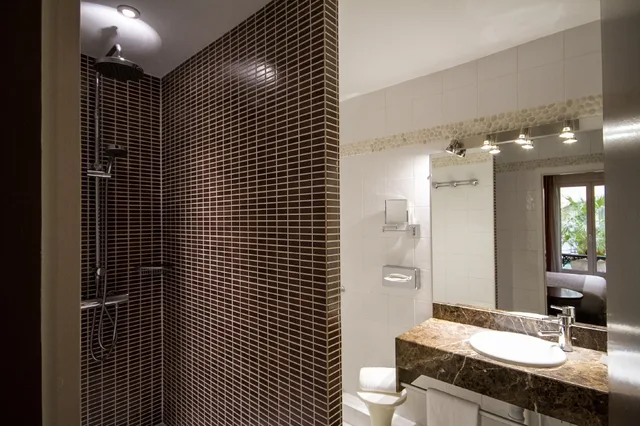 غرفة عائلية بسرير كوين بغرفتي نوم، Hotel Majestic 7/7