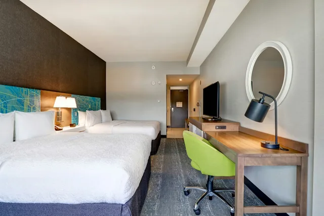 Room, 2 Queen Beds, Accessible, Hampton Inn St Catharines Niagara On 3/5