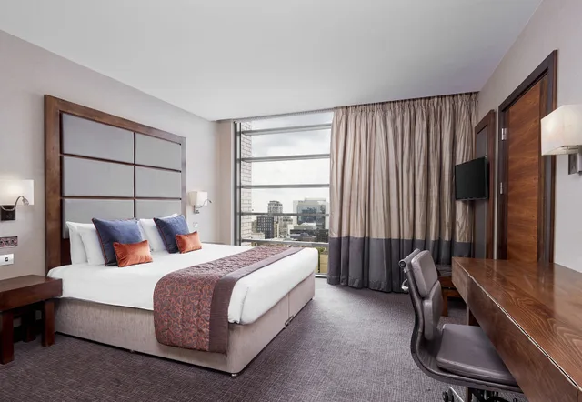 غرفة سوبيريور مزدوجة، Leonardo Royal Hotel London Tower Bridge 2/8