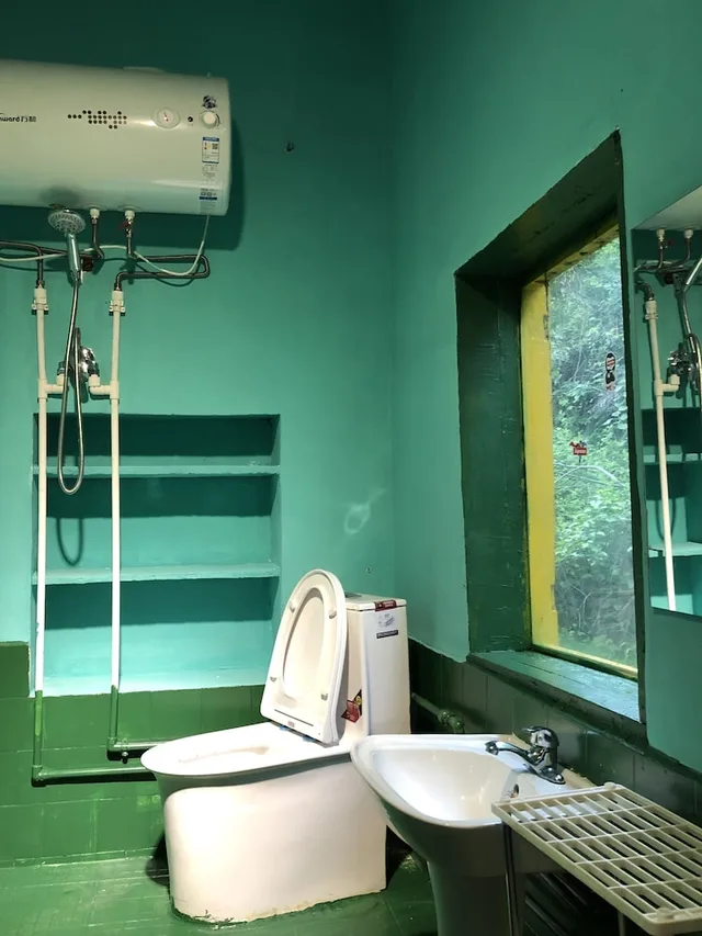 Female Dorm, Female Only, 6 Beds, King Bed، Changsha On The Road Youth Hostel 2/2