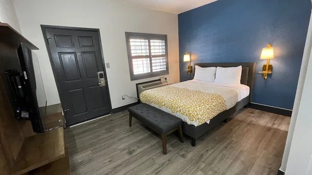 جناح استوديو بسرير كوين مع أريكة، The Fremont Inn (ex Candle Bay Inn) 2/6