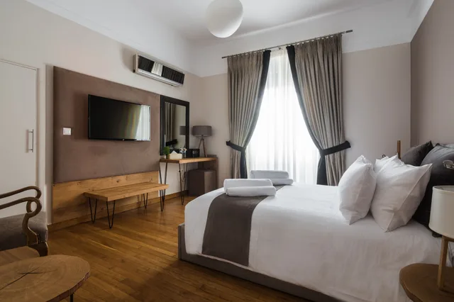 Elegant, Residence, 2 Queen and Twin Beds, Acropolis View, Sofa، Athens Exclusive Residence 3/7